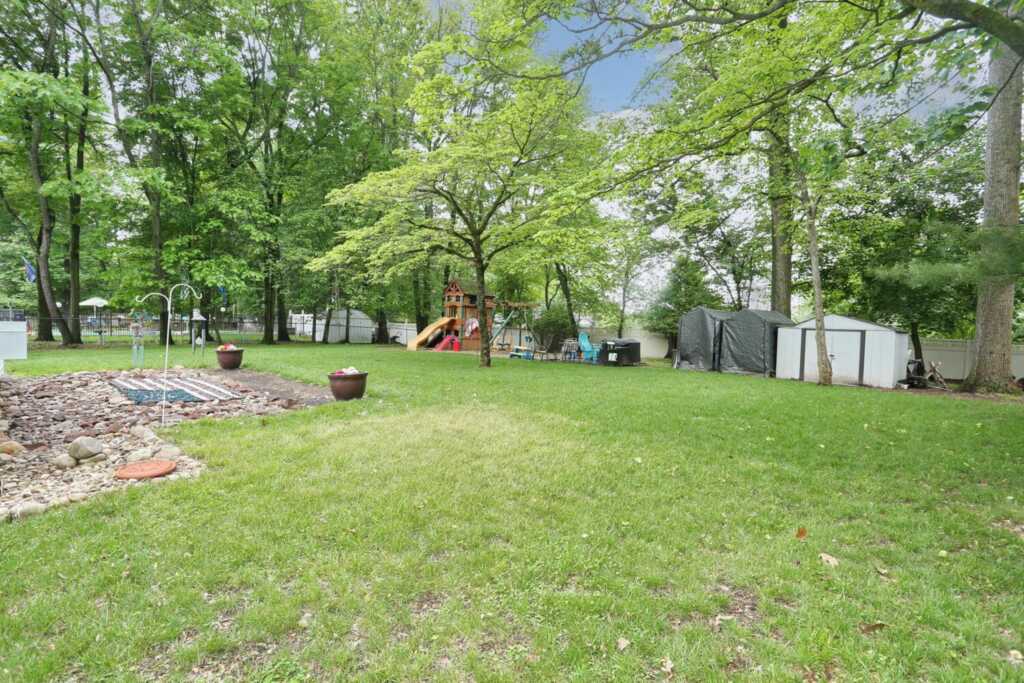 29 Park Terrace, Valley Cottage, NY 10989 - Photo 35 of 36