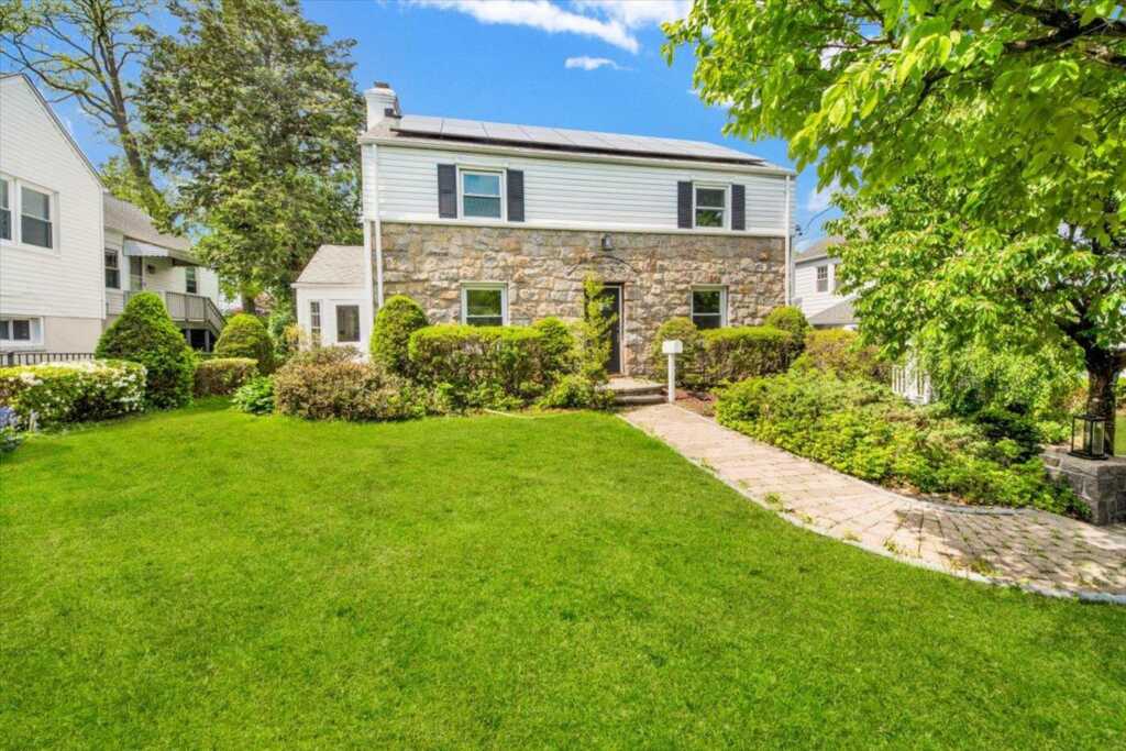 6 McBride Avenue, White Plains, NY 10603