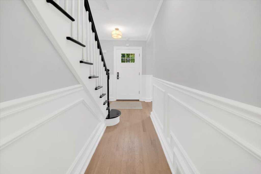 6 McBride Avenue, White Plains, NY 10603 - Photo 12 of 39