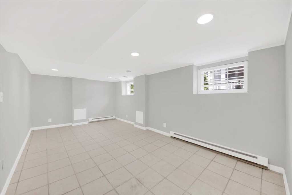6 McBride Avenue, White Plains, NY 10603 - Photo 21 of 39