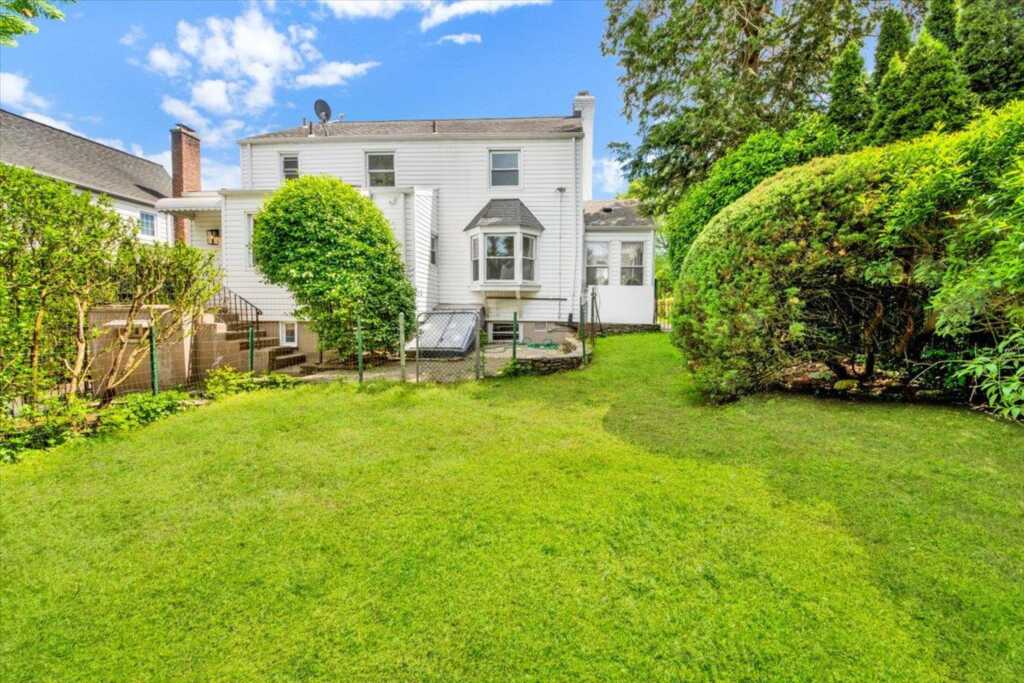 6 McBride Avenue, White Plains, NY 10603 - Photo 34 of 39