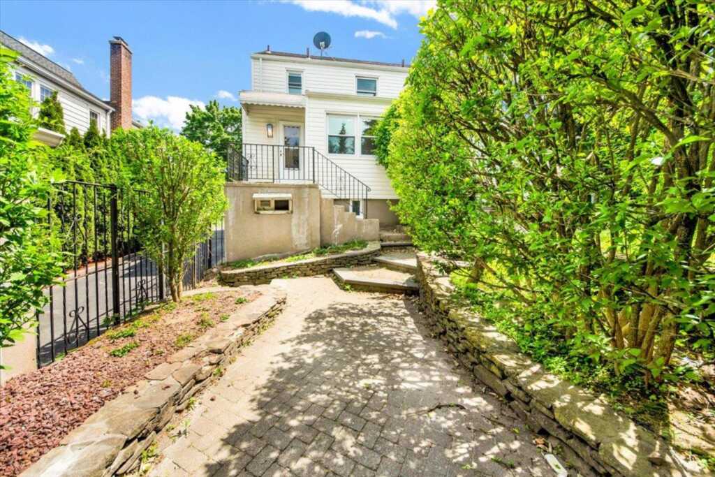 6 McBride Avenue, White Plains, NY 10603 - Photo 35 of 39