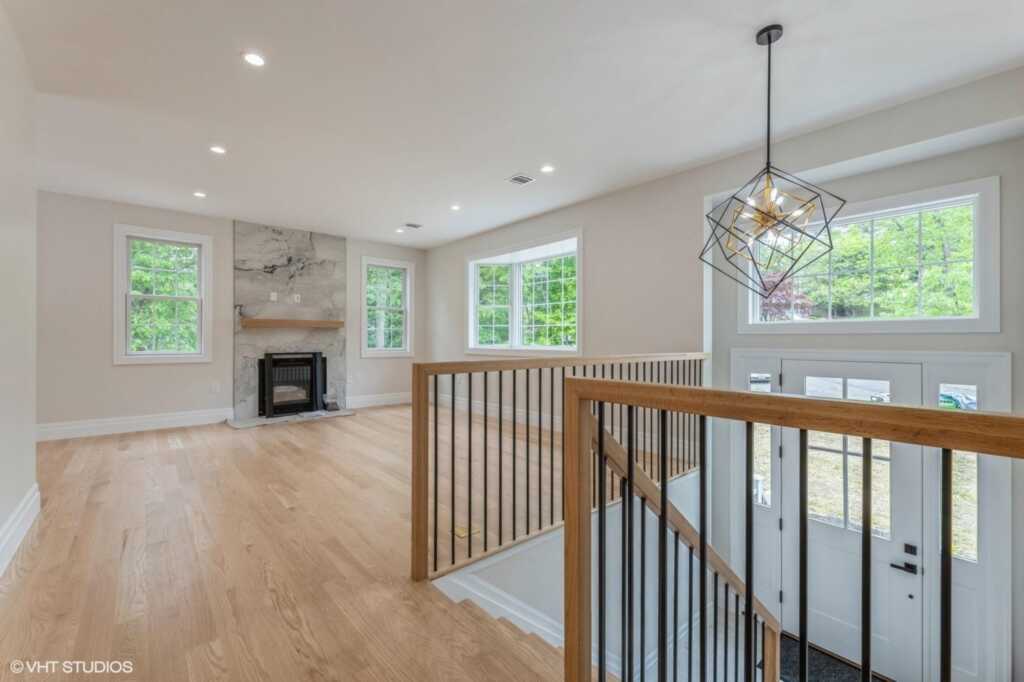 6 Reina Court, Valley Cottage, NY 10989 - Photo 6 of 35