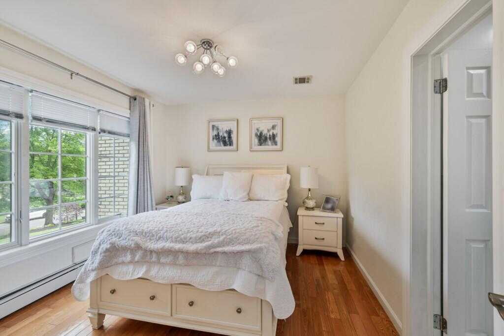 8 Stark Court, New City, NY 10956 - Photo 16 of 34