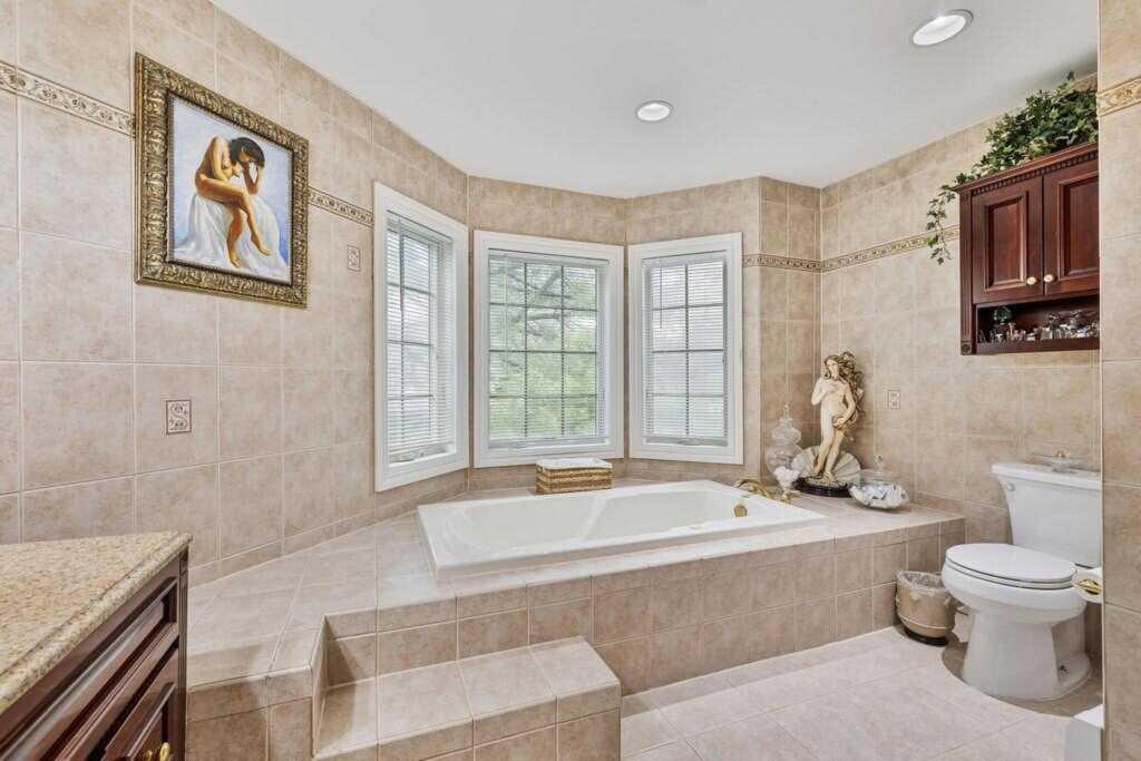 8 Stark Court, New City, NY 10956 - Photo 22 of 34