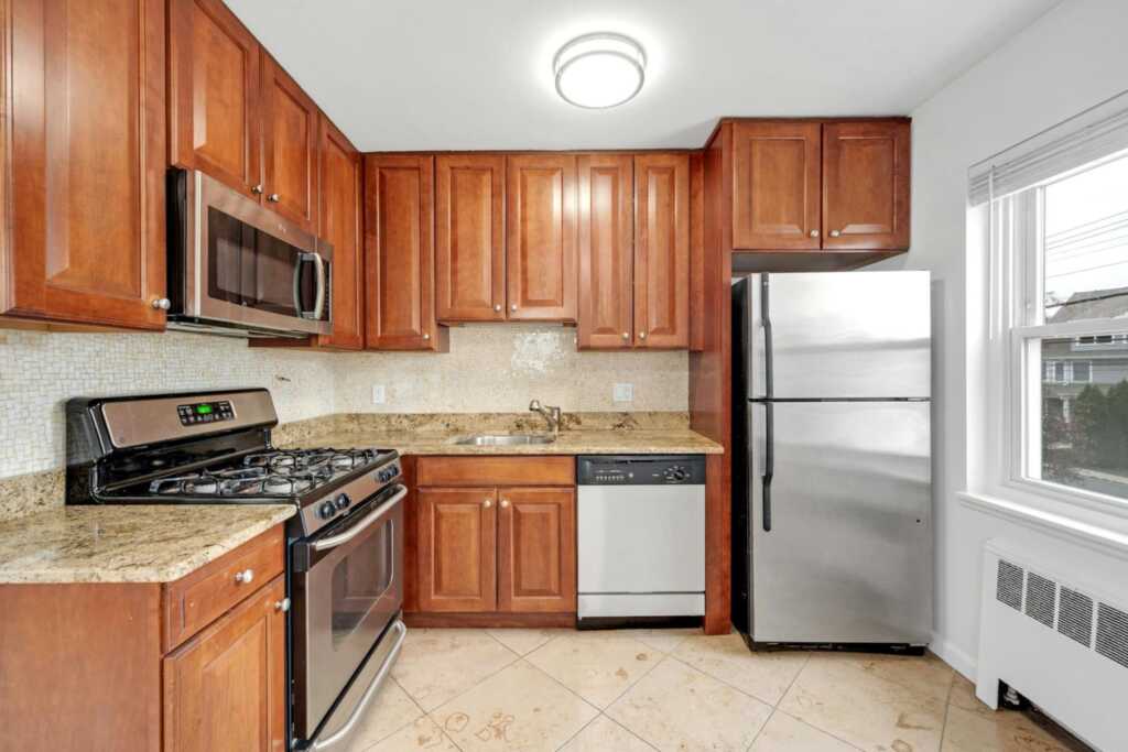 184 Purchase Street, Unit #1-2, Rye, NY 10580 - Photo 12 of 35