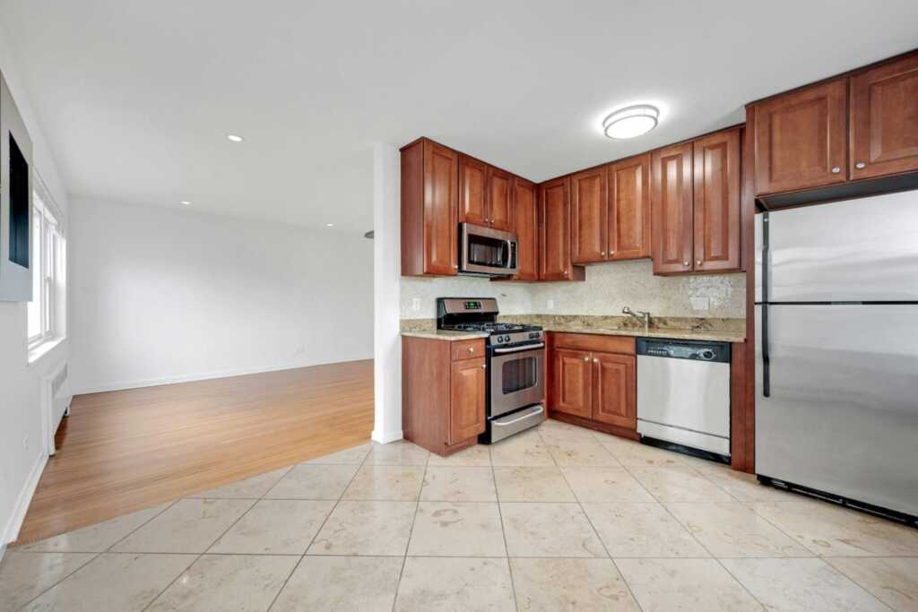 184 Purchase Street, Unit #1-2, Rye, NY 10580 - Photo 13 of 35