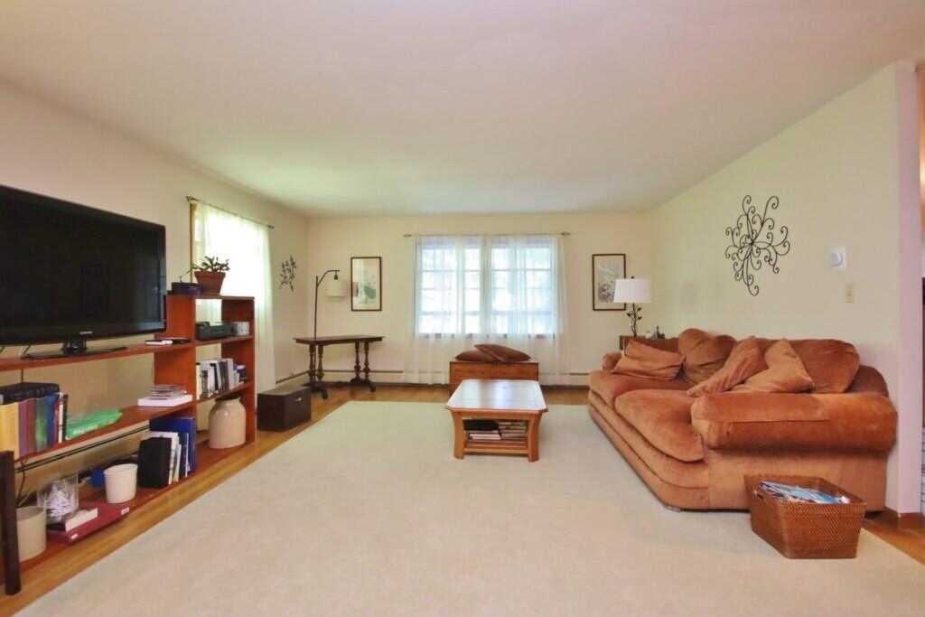 85 Old Phillips Hill Road, New City, NY 10956 - Photo 24 of 35