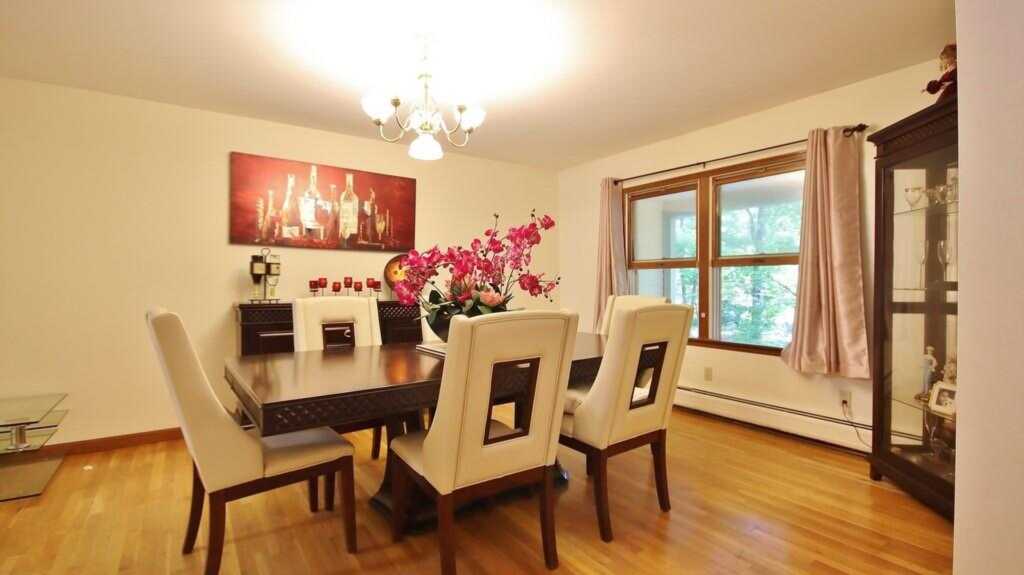 85 Old Phillips Hill Road, New City, NY 10956 - Photo 3 of 35