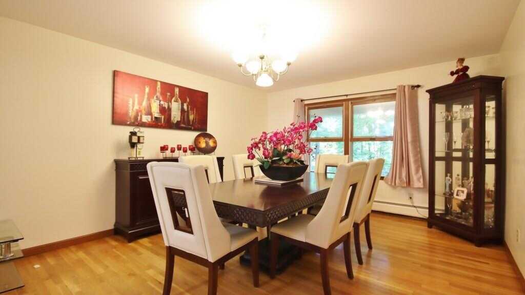 85 Old Phillips Hill Road, New City, NY 10956 - Photo 5 of 35