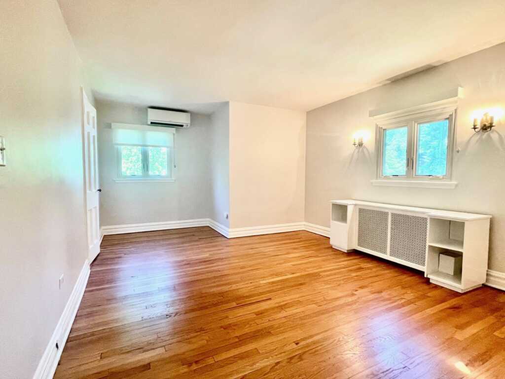 240 Beechmont Drive, New Rochelle, NY 10804 - Photo 25 of 40