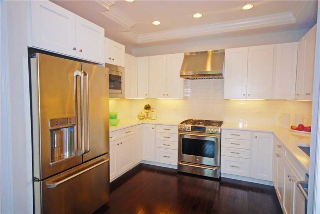 6 The Pointe, Unit #6, Rye, NY 10573 - Photo 6 of 15
