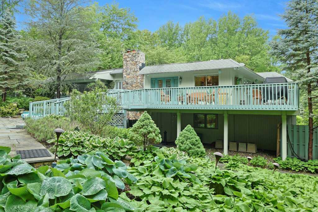 15 Wagon Wheel Drive, New City, NY 10956 - Photo 42 of 45