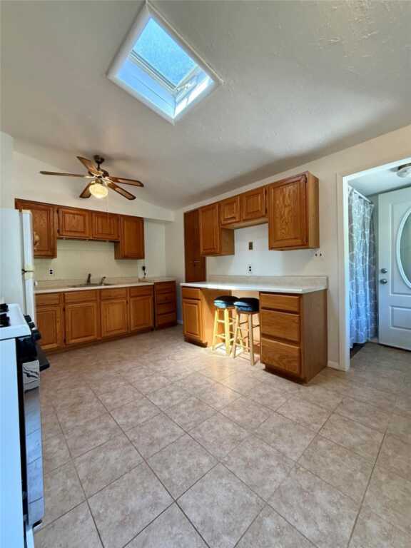 123 Helene Road, Valley Cottage, NY 10989 - Photo 4 of 15
