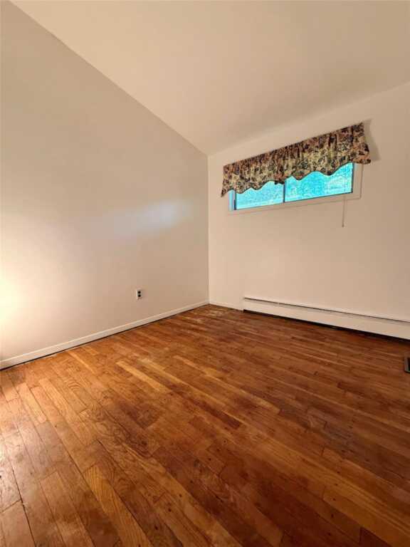 123 Helene Road, Valley Cottage, NY 10989 - Photo 9 of 15
