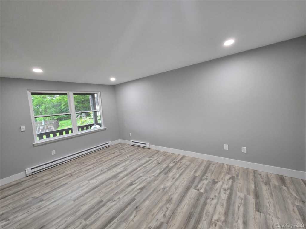 548 Sierra Vista Lane, Valley Cottage, NY 10989 - Photo 19 of 30