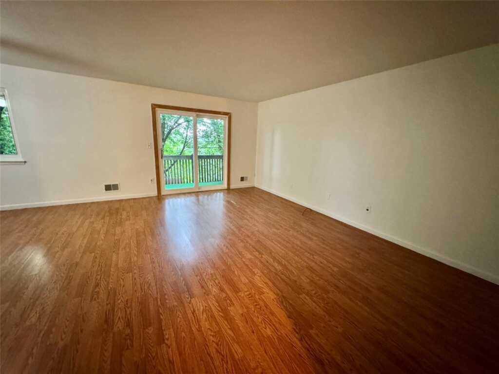 22 Albacon Road, Nanuet, NY 10954 - Photo 2 of 18