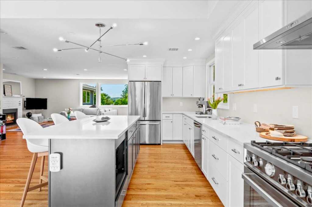 530 North Midland Avenue, Nyack, NY 10960 - Photo 16 of 43