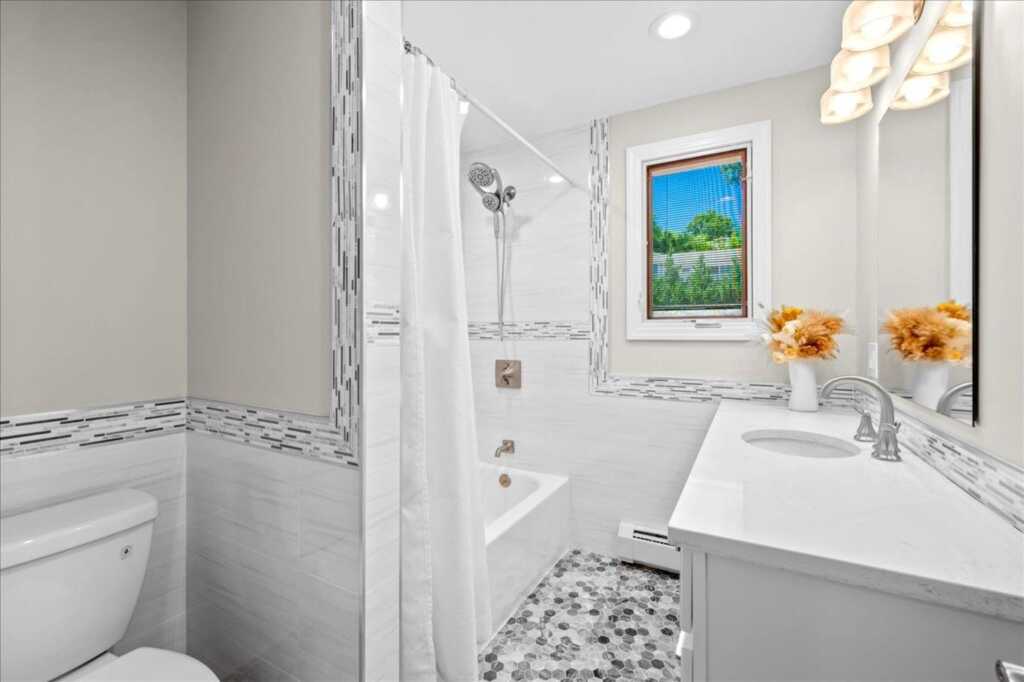 530 North Midland Avenue, Nyack, NY 10960 - Photo 25 of 43