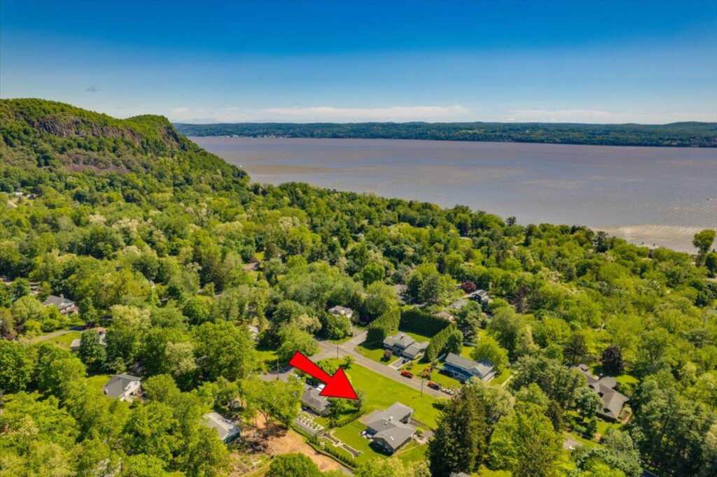530 North Midland Avenue, Nyack, NY 10960 - Photo 38 of 43