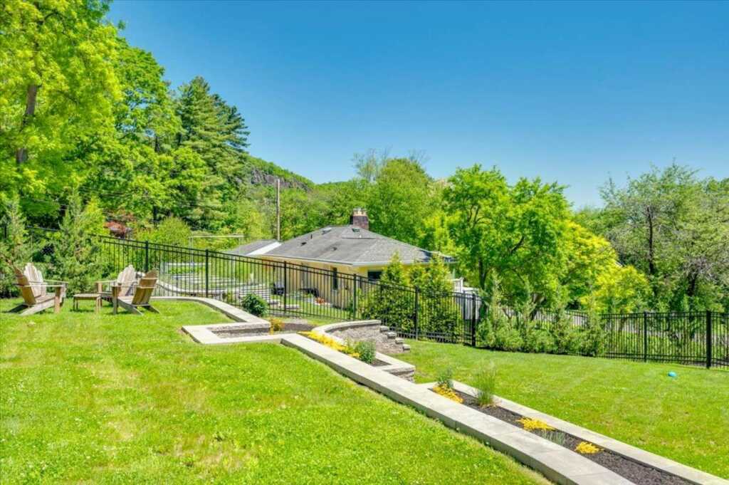530 North Midland Avenue, Nyack, NY 10960 - Photo 40 of 43