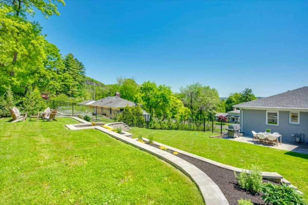 530 North Midland Avenue, Nyack, NY 10960 - Photo 41 of 43