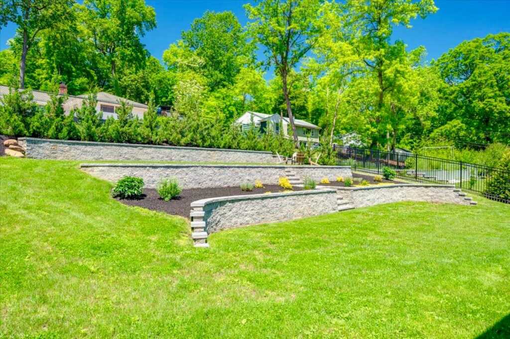 530 North Midland Avenue, Nyack, NY 10960 - Photo 42 of 43
