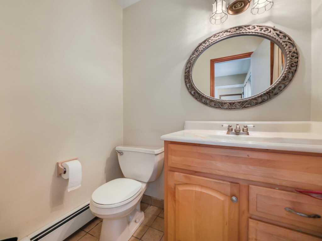 33 Rochelle Drive, New City, NY 10956 - Photo 11 of 36