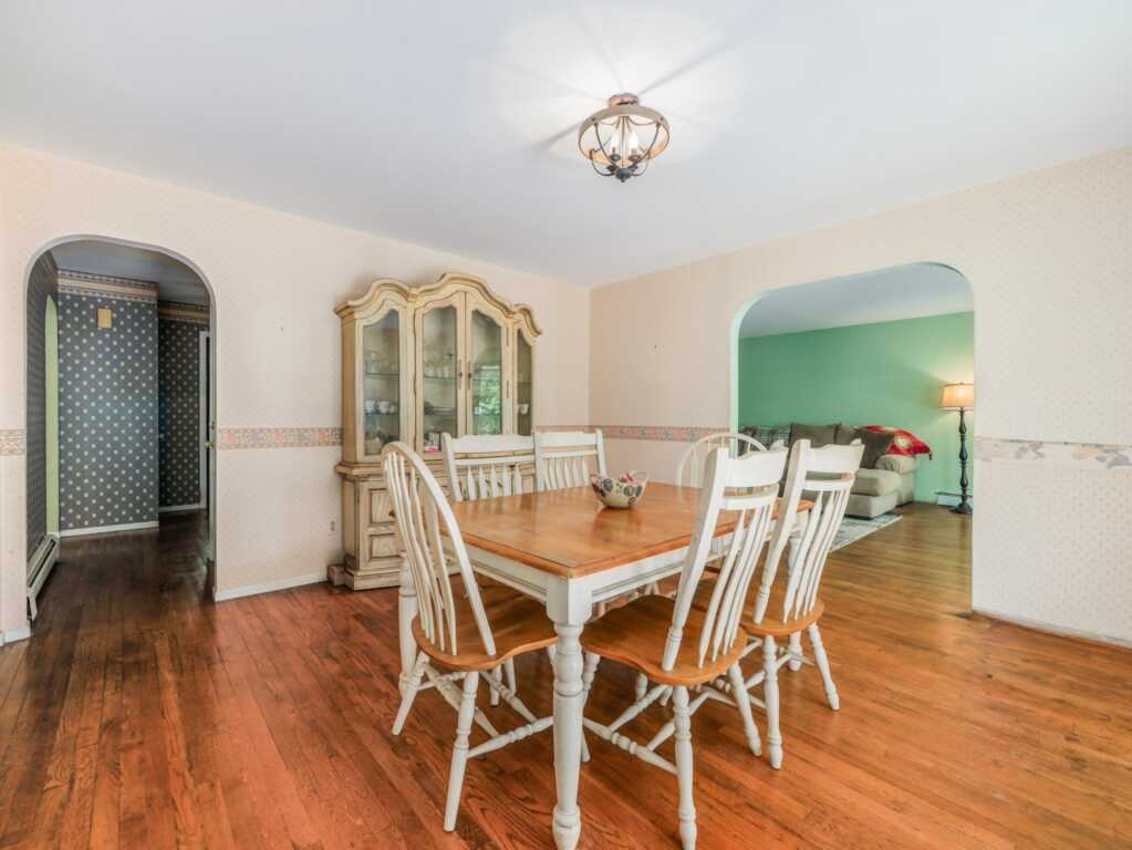 33 Rochelle Drive, New City, NY 10956 - Photo 19 of 36