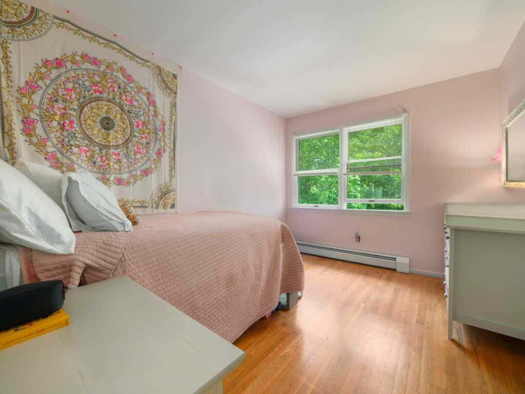 33 Rochelle Drive, New City, NY 10956 - Photo 28 of 36