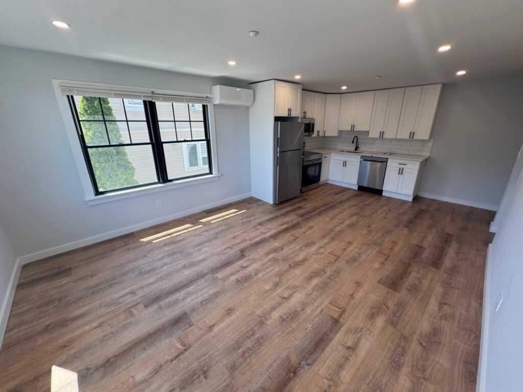544 Locust Avenue, Unit #2A, Rye, NY 10573 - Photo 2 of 13