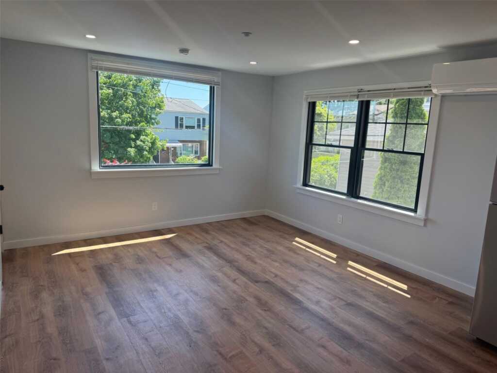 544 Locust Avenue, Unit #2A, Rye, NY 10573 - Photo 3 of 13