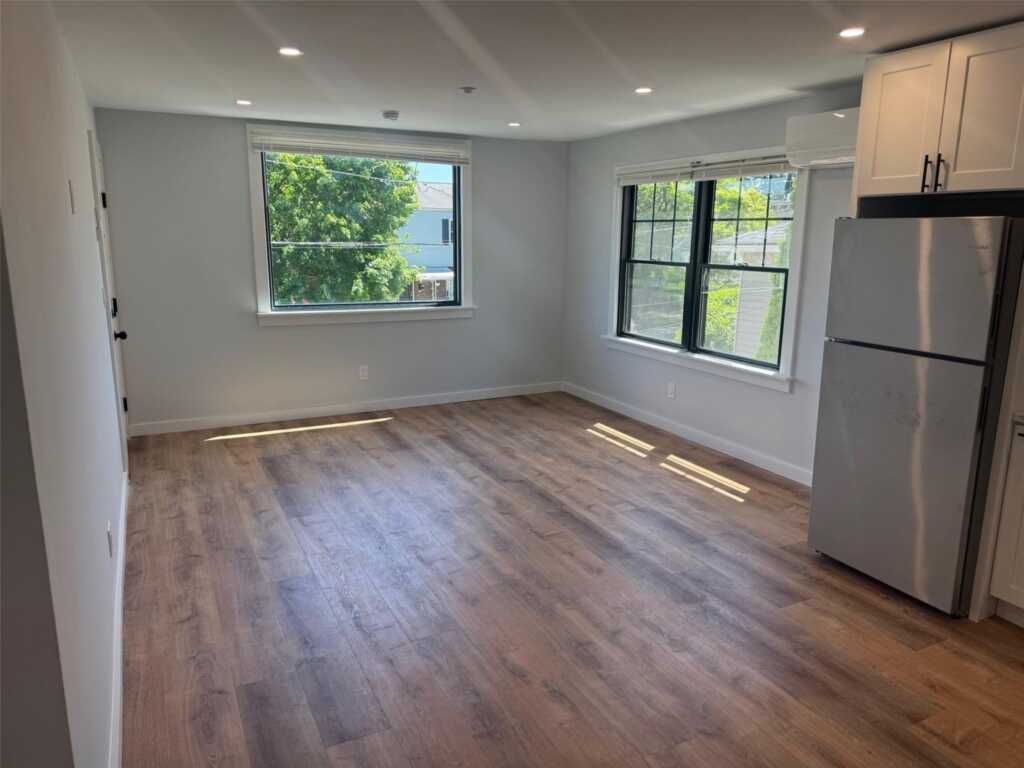 544 Locust Avenue, Unit #2A, Rye, NY 10573 - Photo 4 of 13
