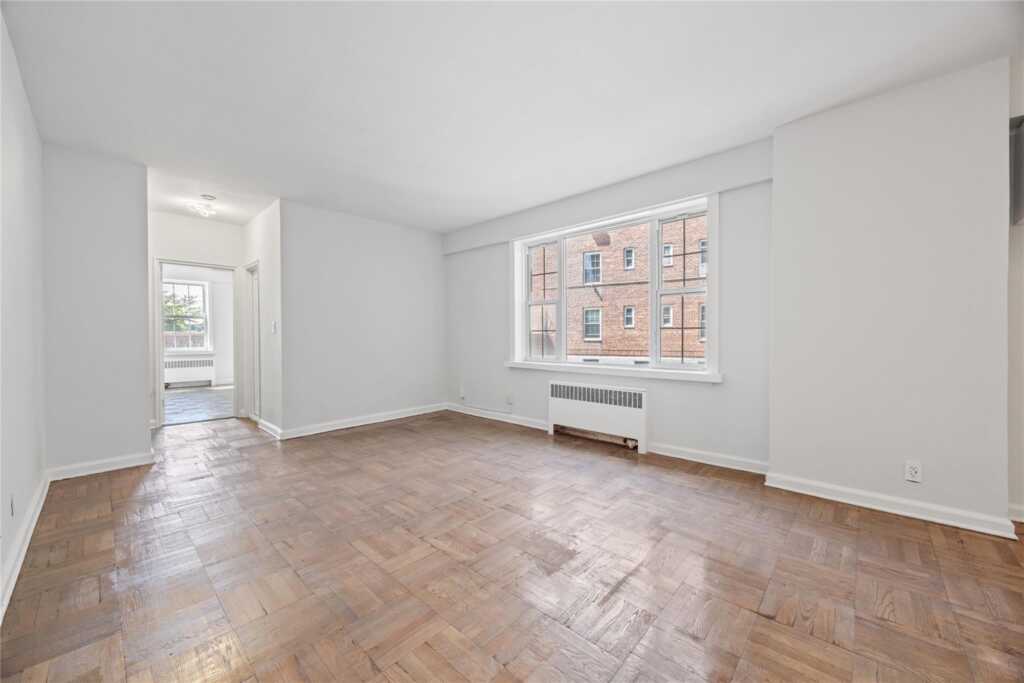 220 Pelham Road, Unit #1L, New Rochelle, NY 10805 - Photo 2 of 7