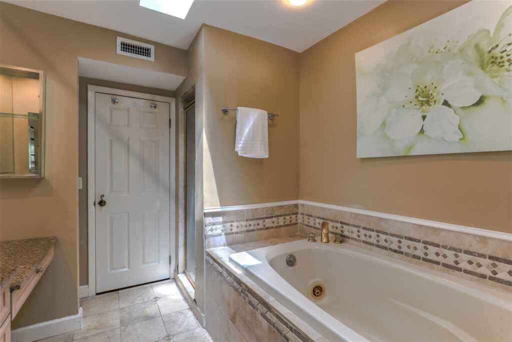 140 Montgomery Circle, New Rochelle, NY 10804 - Photo 16 of 30