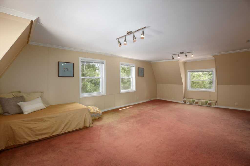 140 Montgomery Circle, New Rochelle, NY 10804 - Photo 25 of 30