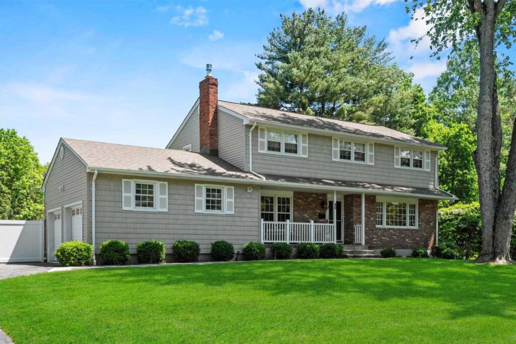 40 Lombardi Drive, New City, NY 10956 - Photo 4 of 46
