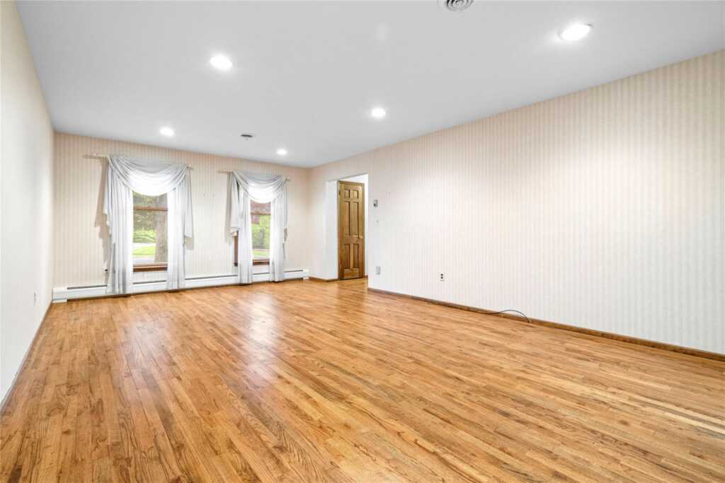 123 Birch Lane, New City, NY 10956 - Photo 11 of 46