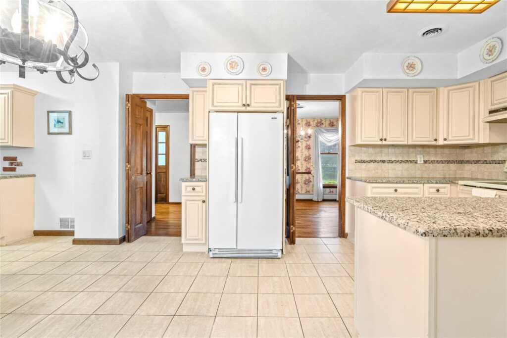 123 Birch Lane, New City, NY 10956 - Photo 7 of 46