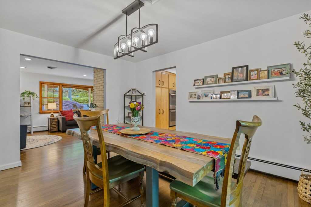 447 Phillips Hill Road, New City, NY 10956 - Photo 11 of 49