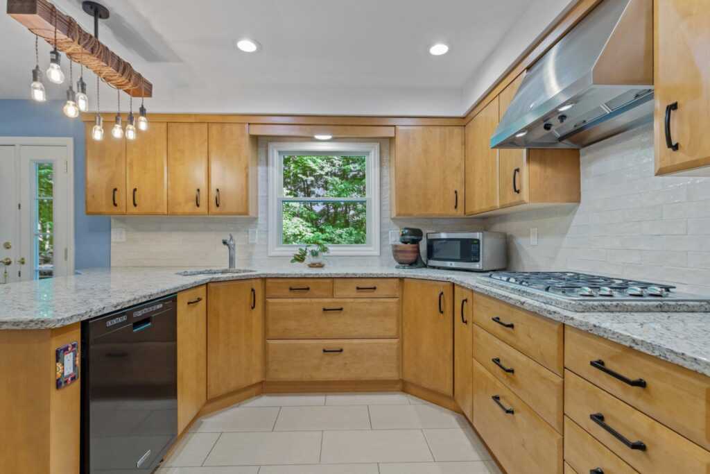 447 Phillips Hill Road, New City, NY 10956 - Photo 17 of 49