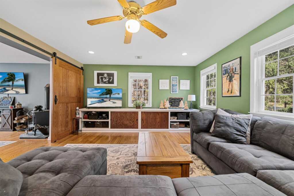 21 Mile Road, Suffern, NY 10901 - Photo 8 of 50
