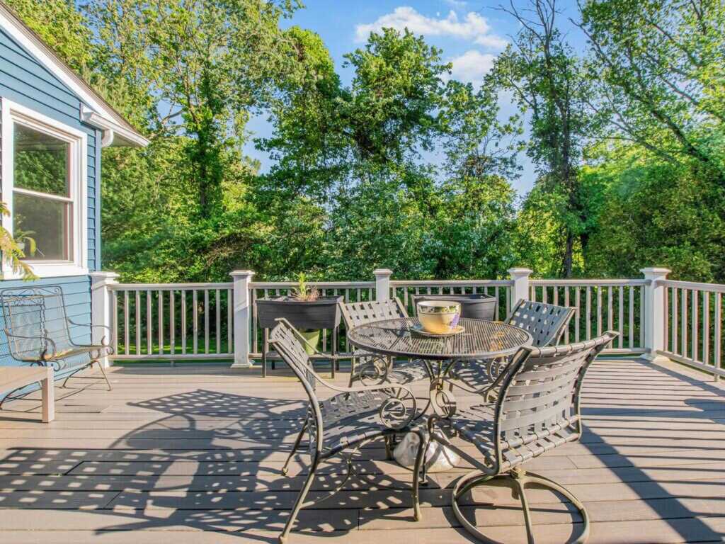 81 Winding Brook Road, New Rochelle, NY 10804 - Photo 21 of 37