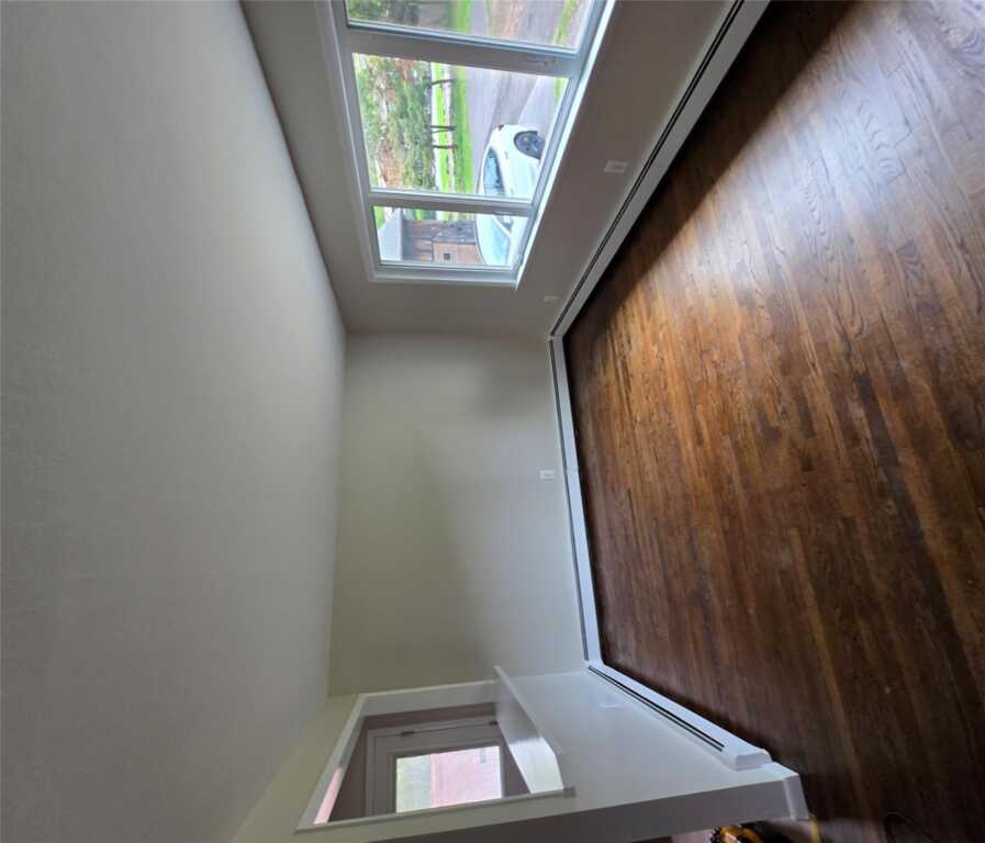 554 Kings Highway, Valley Cottage, NY 10989 - Photo 3 of 9