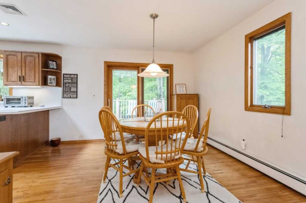 18 Norwood Place, Nanuet, NY 10954 - Photo 13 of 42