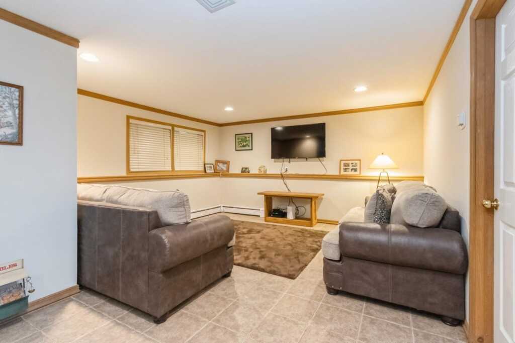 18 Norwood Place, Nanuet, NY 10954 - Photo 23 of 42