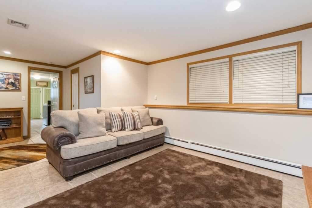 18 Norwood Place, Nanuet, NY 10954 - Photo 24 of 42