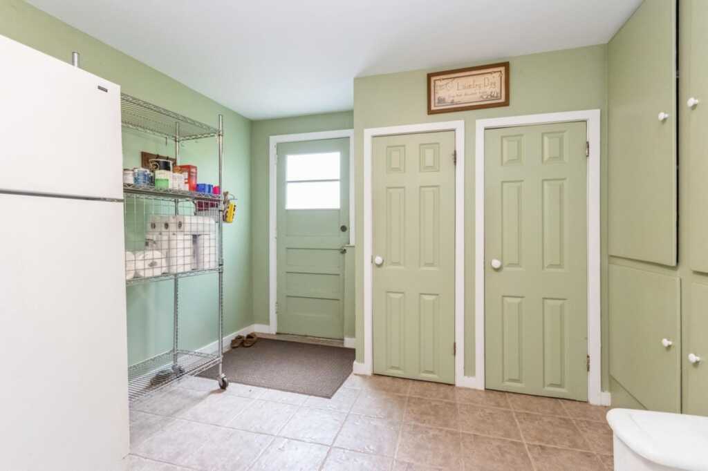 18 Norwood Place, Nanuet, NY 10954 - Photo 30 of 42