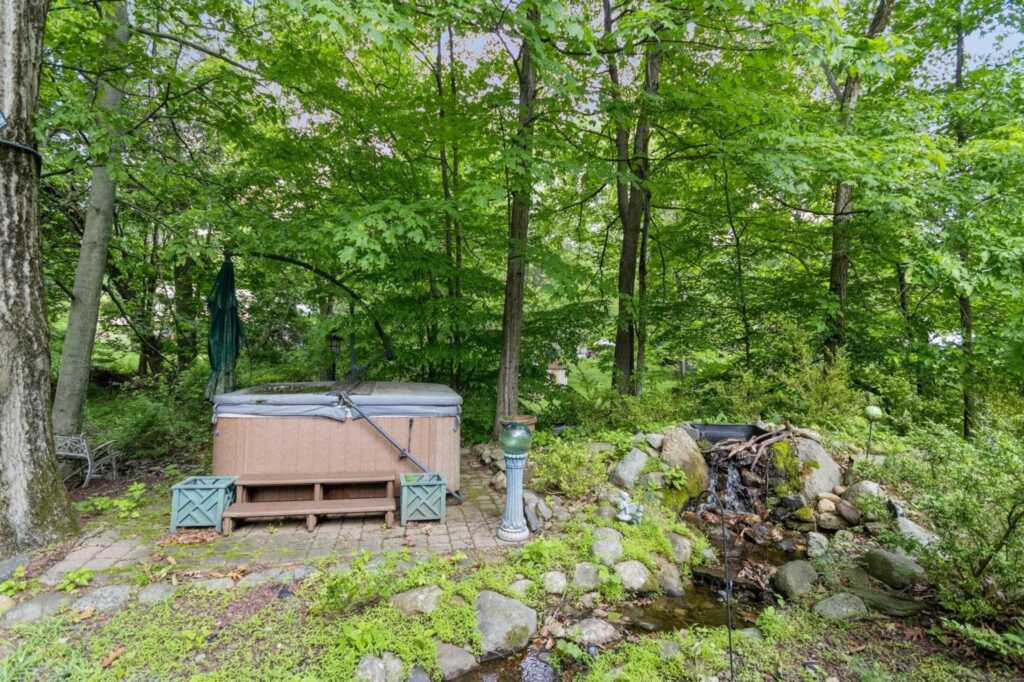 18 Norwood Place, Nanuet, NY 10954 - Photo 32 of 42