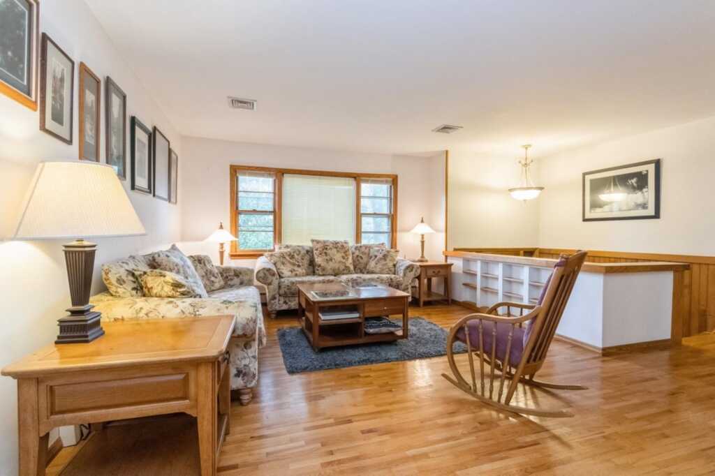 18 Norwood Place, Nanuet, NY 10954 - Photo 7 of 42